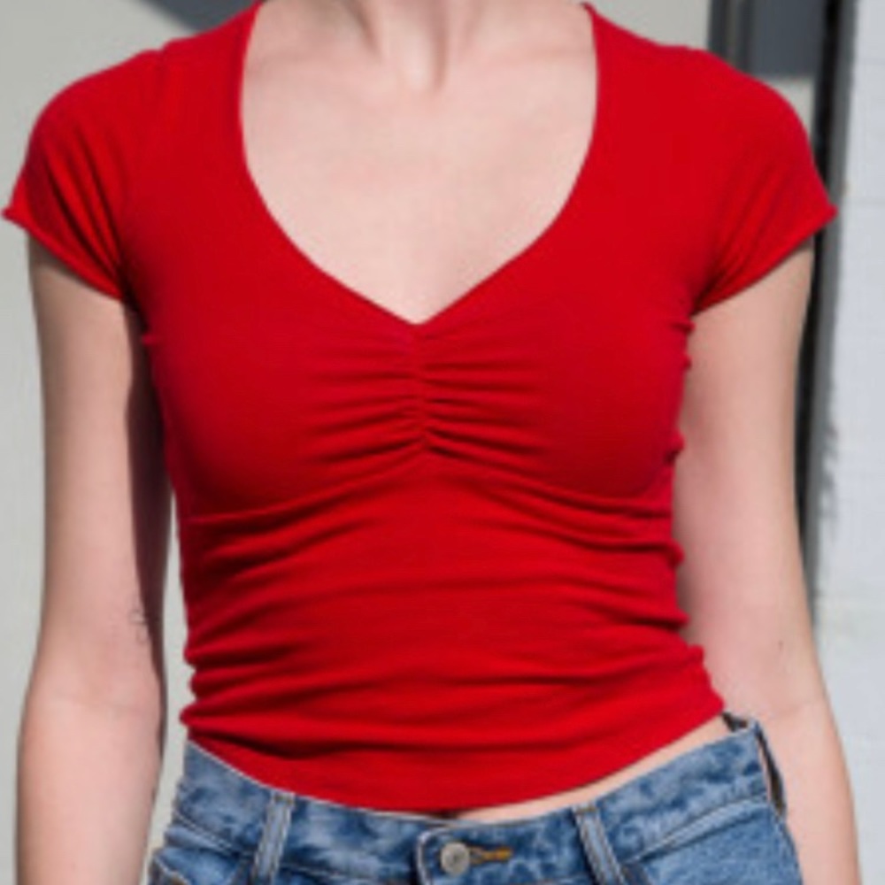 ISO BRANDY MELVILLE GINA TOPS